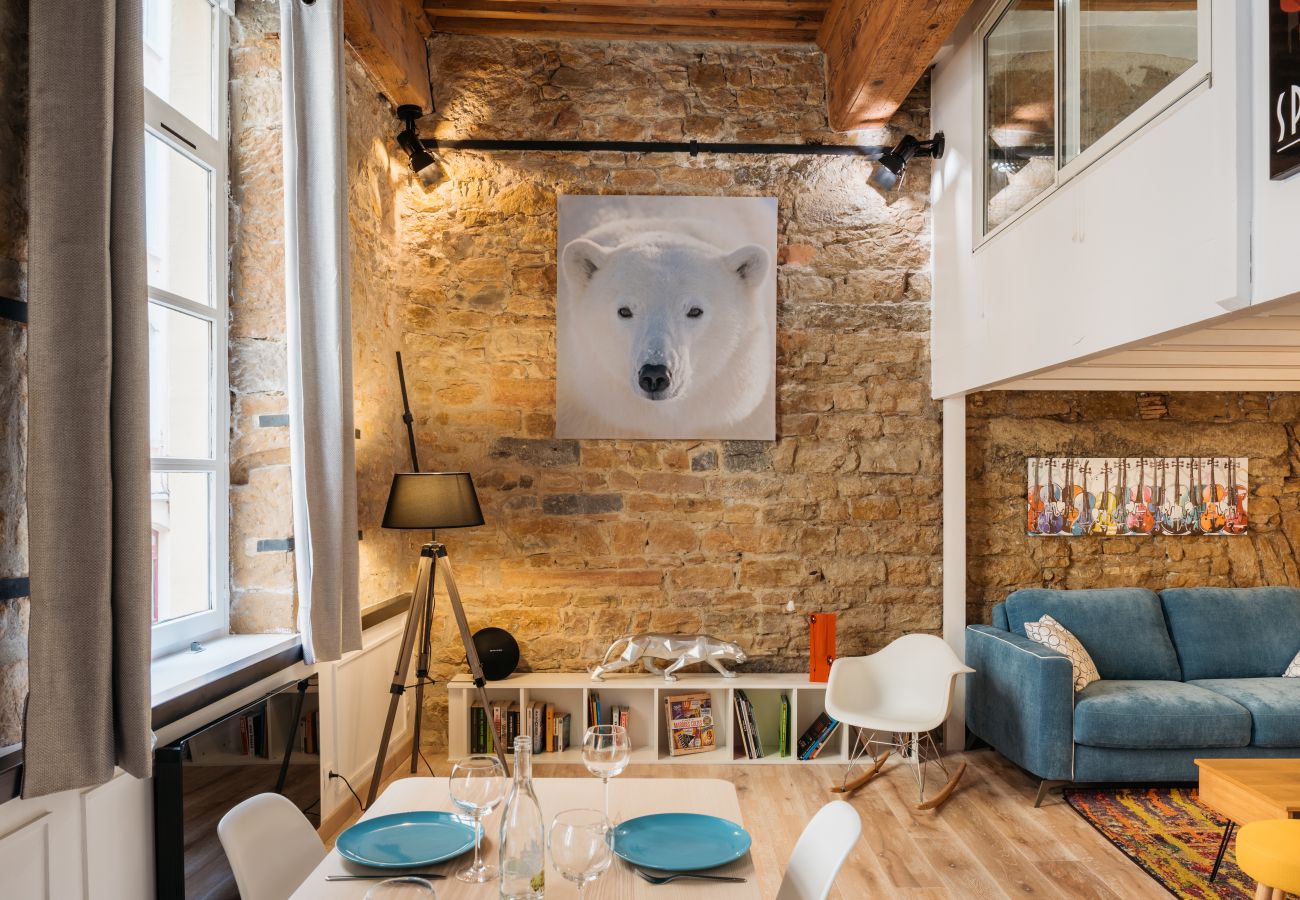 Apartment in Lyon - DIFY Bear & Co - Hotel de Ville