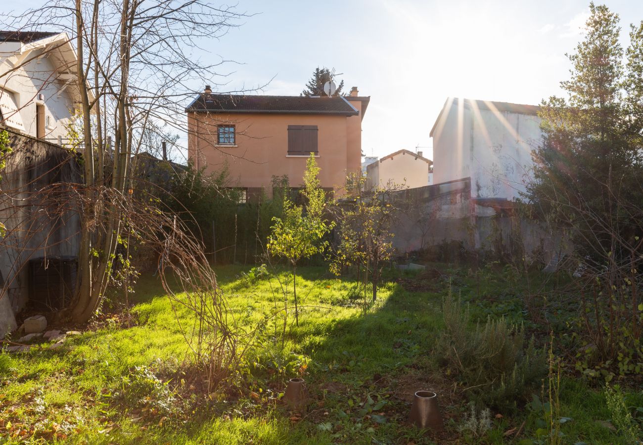 Apartment in Vénissieux - DIFY Stoppa - Parilly