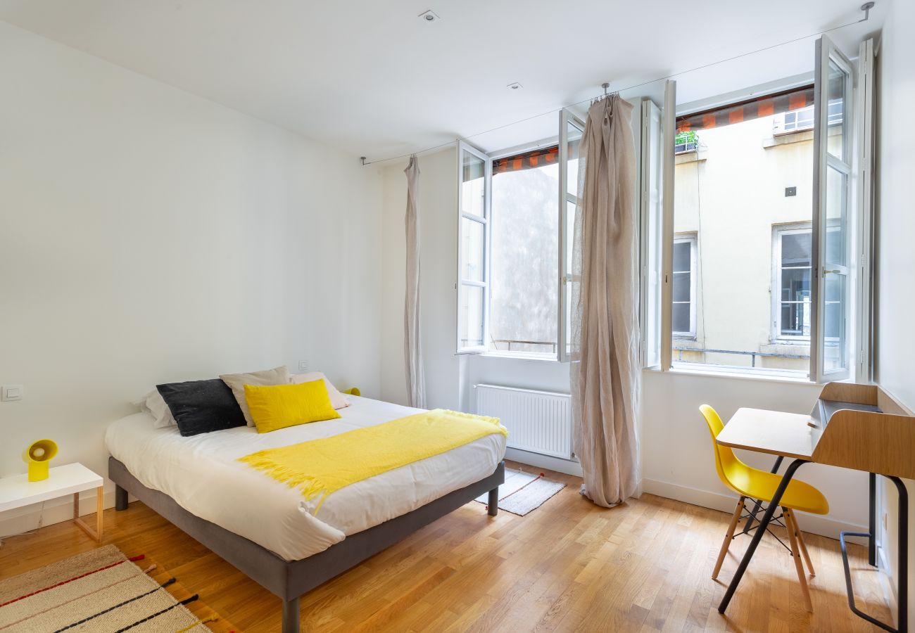 Apartment in Lyon - DIFY Le Confetti - Bellecour