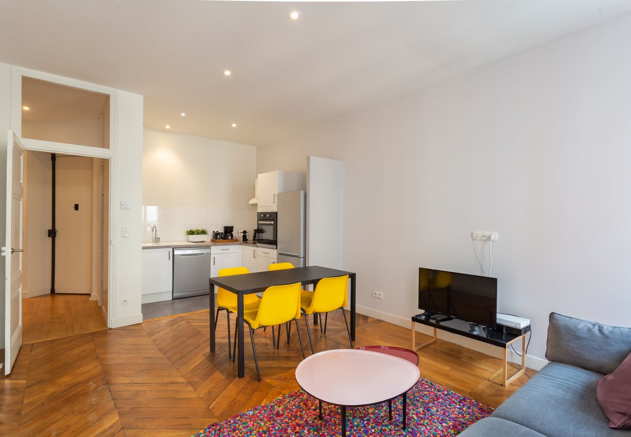 Apartment in Lyon - DIFY Le Confetti - Bellecour