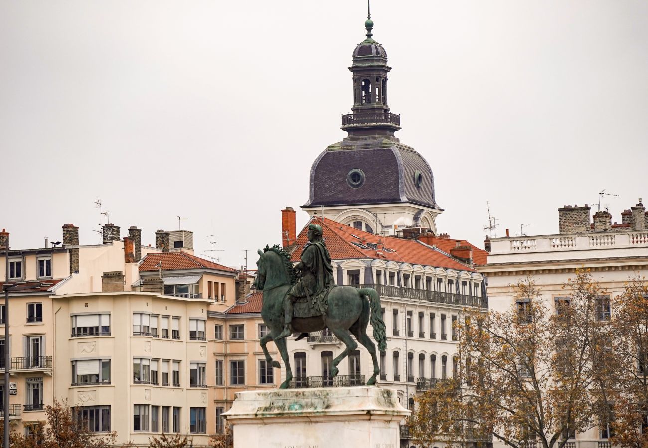 Apartment in Lyon - DIFY Loft - Place des Terreaux