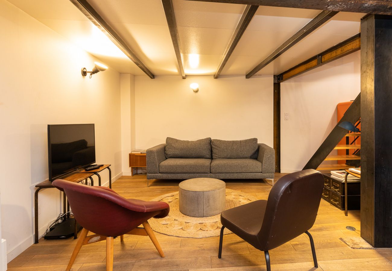 Apartment in Lyon - DIFY Appartement Loge - Vieux Lyon