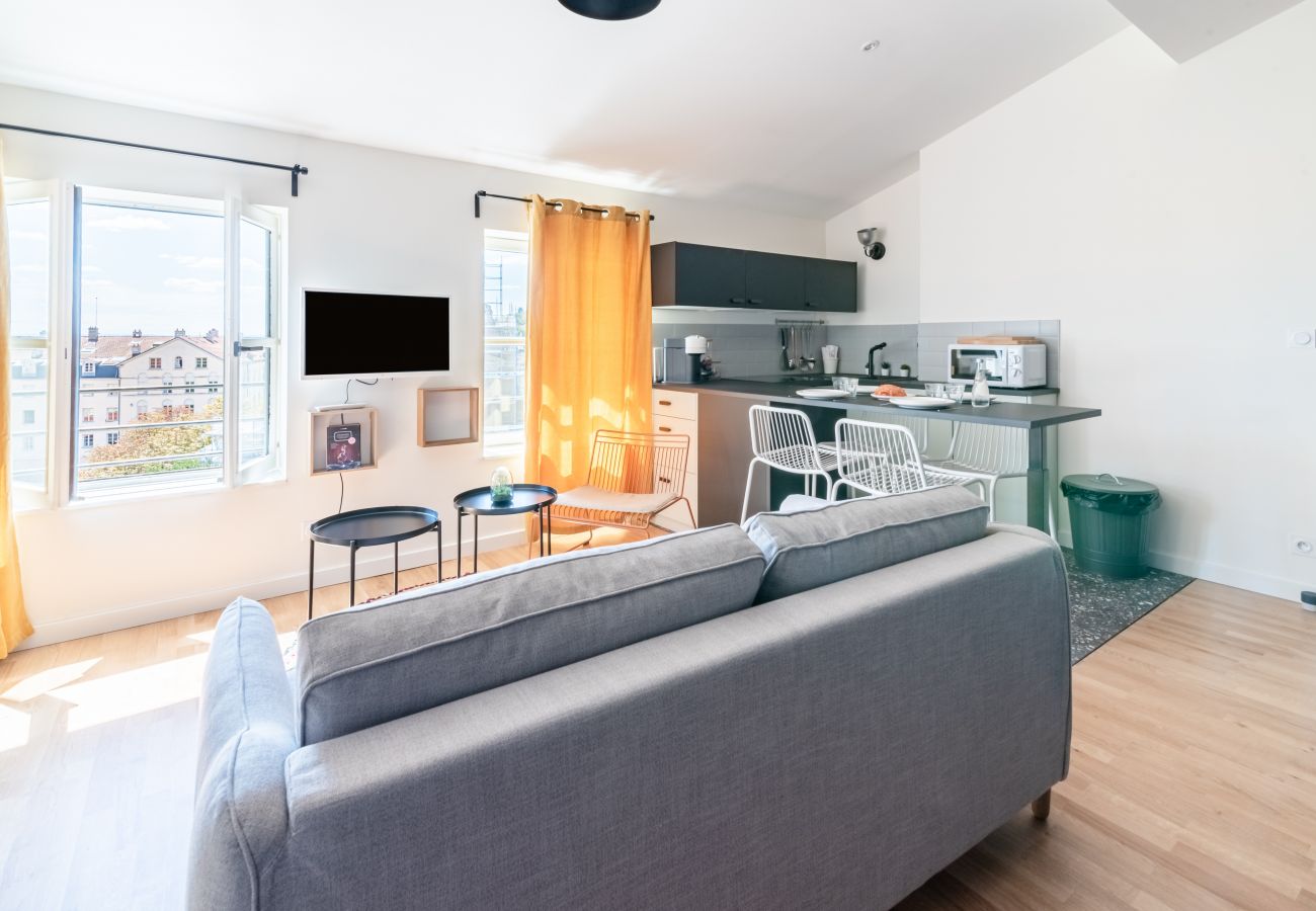 Apartment in Lyon - DIFY Grand Dupont - Quartier Croix Rousse