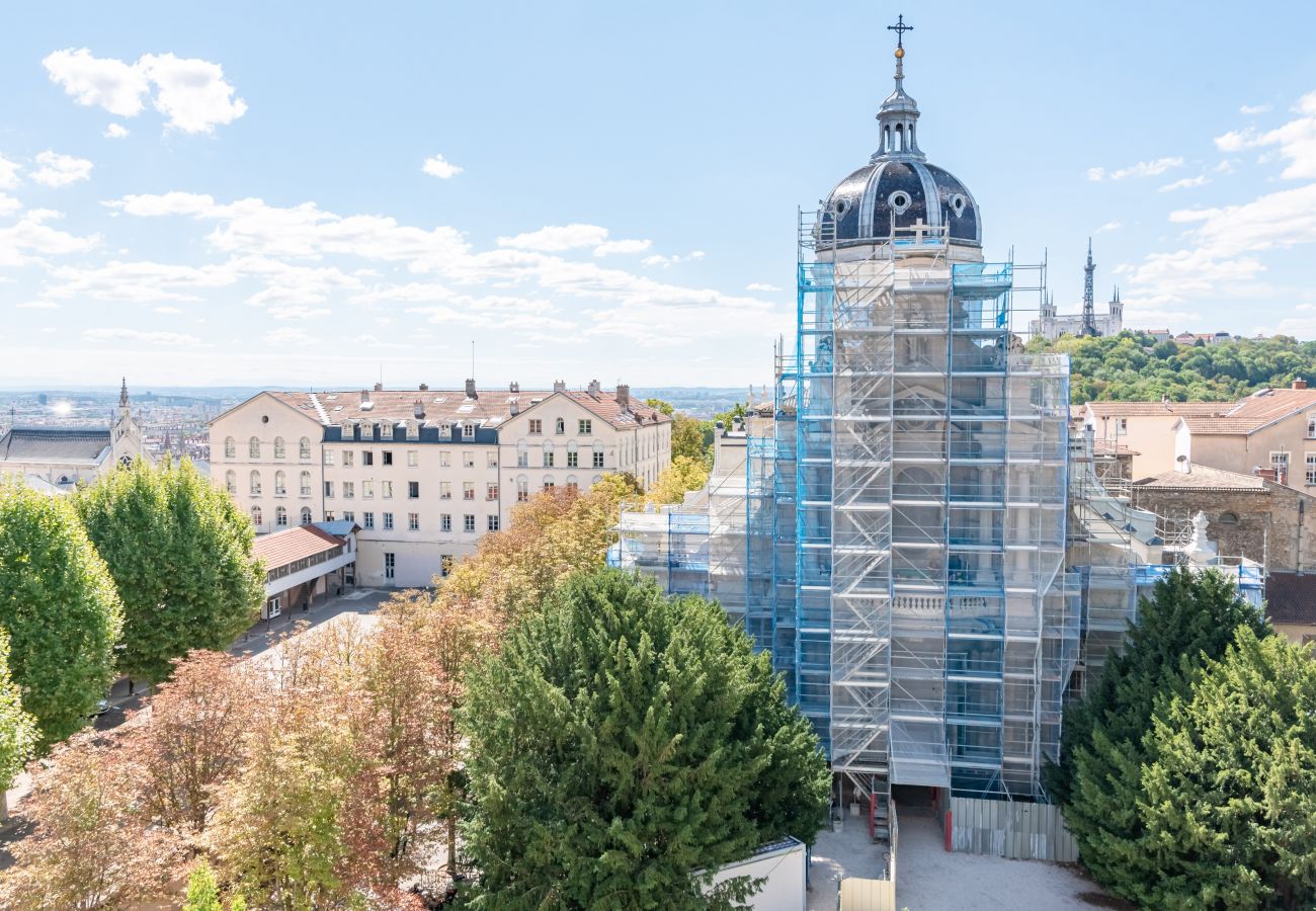 Apartment in Lyon - DIFY Grand Dupont - Quartier Croix Rousse