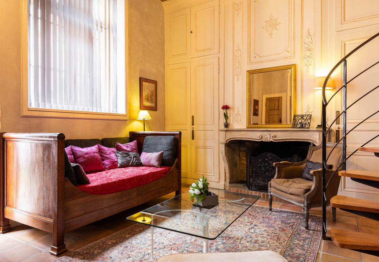 Apartment in Lyon - DIFY Tour Rose - Vieux Lyon