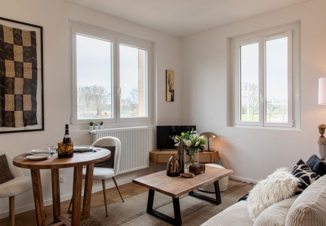 Apartment in Vénissieux - DIFY Chalet à la ville - Parilly