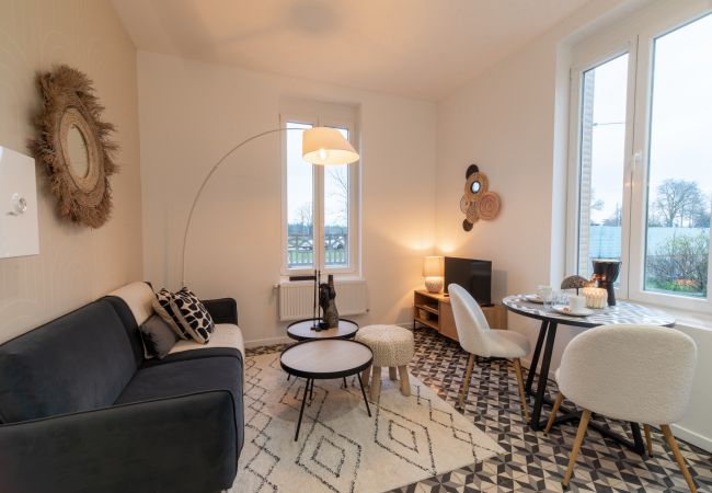Apartment in Vénissieux - DIFY Ethnic Chic - Parilly