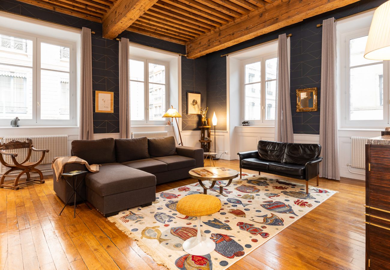 Apartment in Lyon - DIFY Opéra - Hôtel de Ville