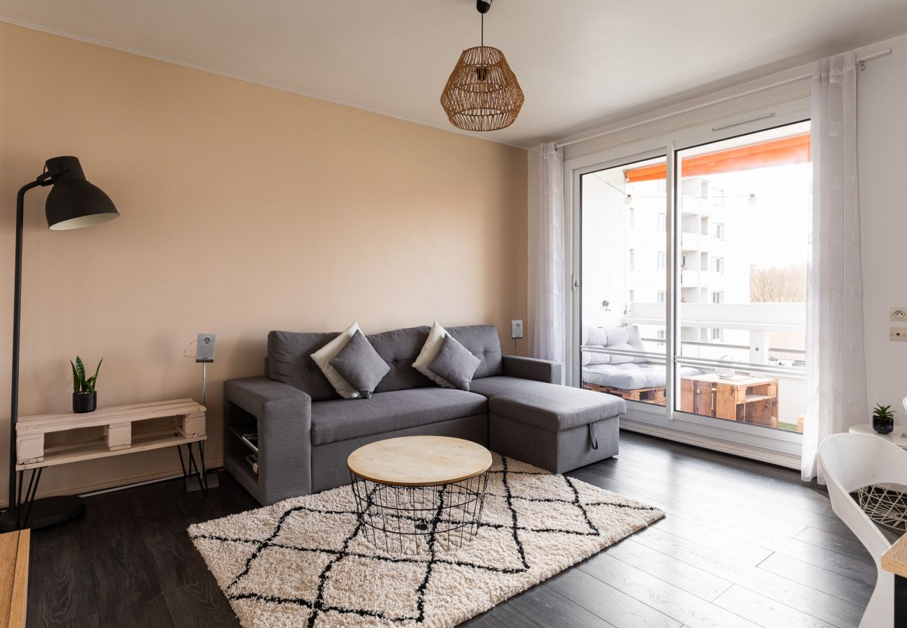 Apartment in Lyon - DIFY Tony Garnier - Gerland