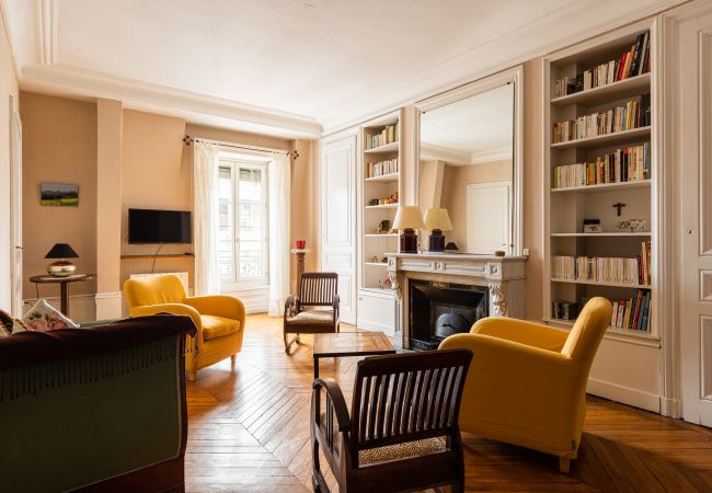 Apartment in Lyon - DIFY Presqu'île - Bellecour