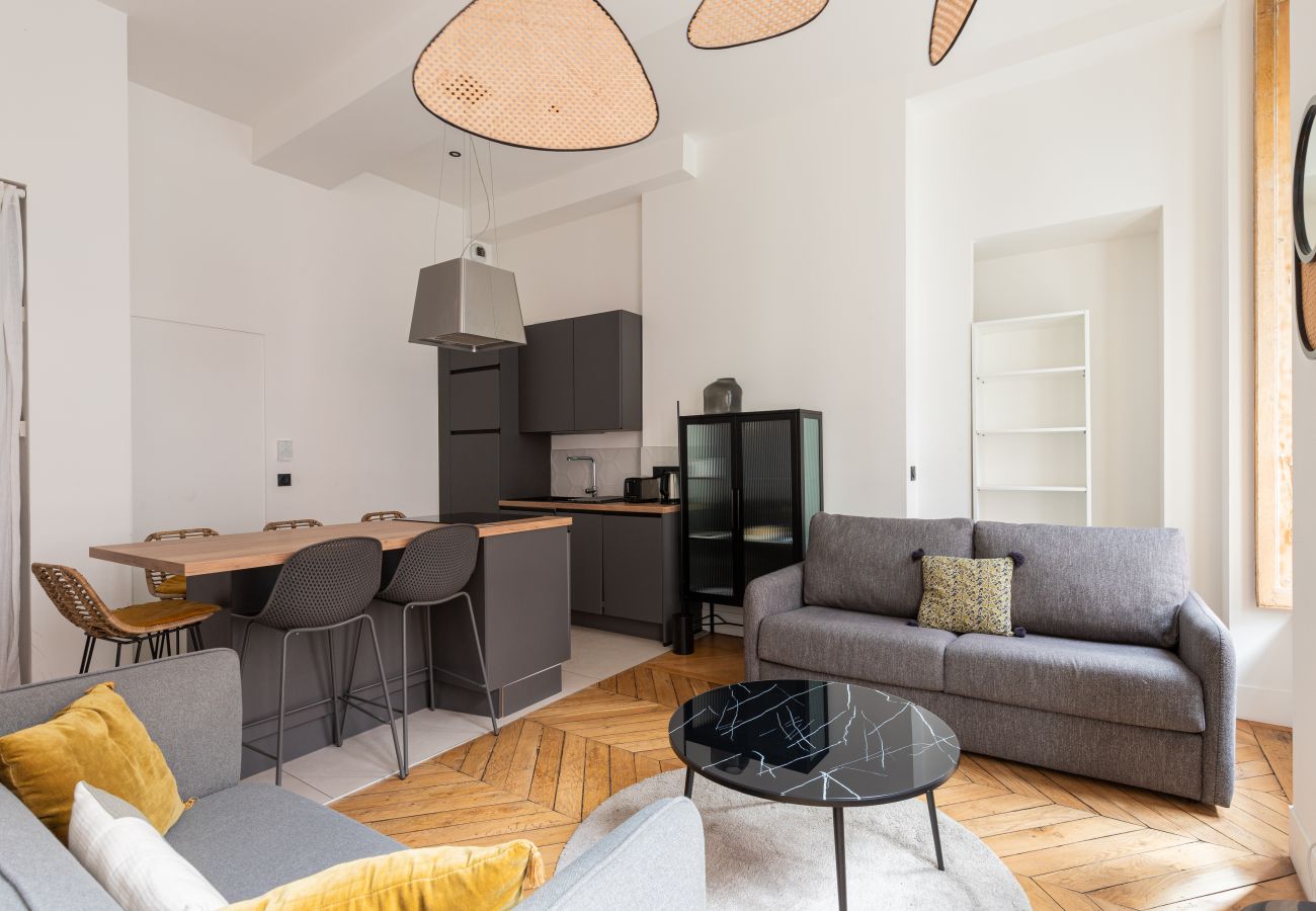 Apartment in Lyon - Dify Balcony - Quartier Ainay