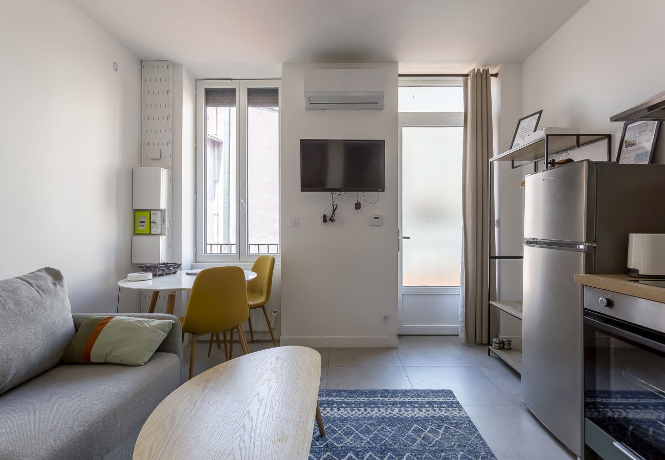 Apartment in Villeurbanne - DIFY Wilson - Villeurbanne